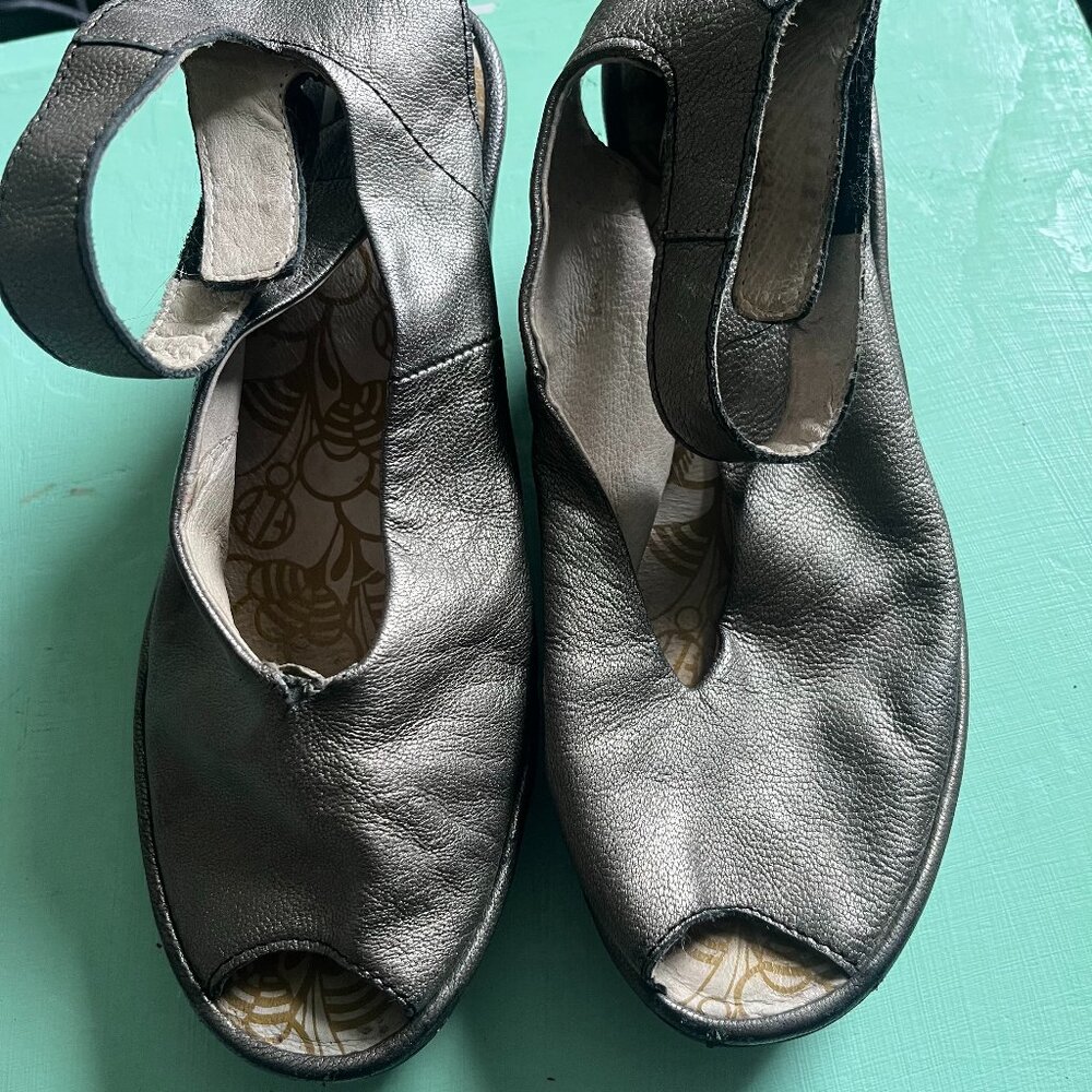 women's Fly London strappy wedge size 38/ 7.5-8